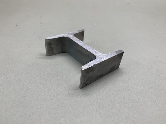 Gepersonaliseerde dikte Industriële aluminiumprofielen 6061 6063 voor aangepaste decoratie