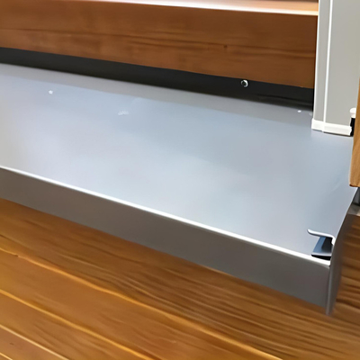 1.4 mm dikte geanodiseerd Custom Aluminium Extrusion Windowsill met moderne design stijl