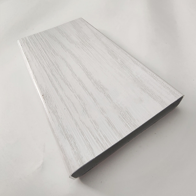 0.3 mm boven dikte Houten aluminiumprofiel voor ramen en deuren