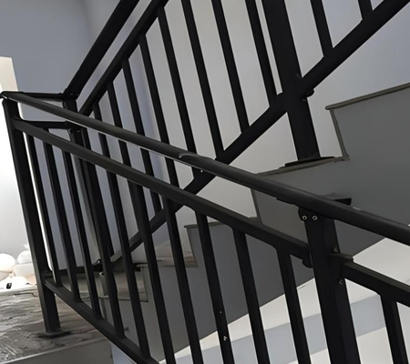 Modern ontwerp balkon glazen leuning aluminium leunbalustrade voor trappen veiligheids hek