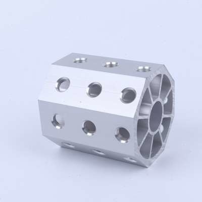 Aluminiumbuis van legering van achthoekige afmeting voor industriële modulaire gripsystemen 5.8-6.0M lengte