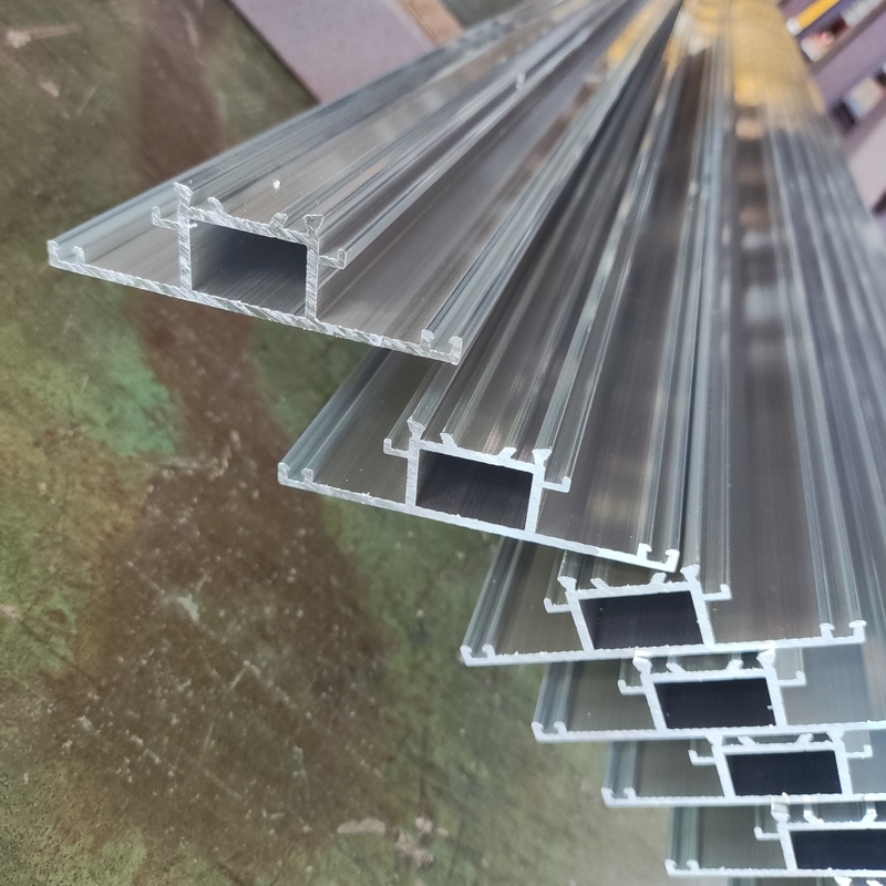 Persoonlijke CNC-freesprofiel van aluminium voor industriële extrusie 6061 6063 T3 T5 T6
