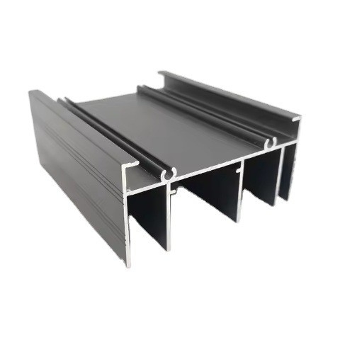 Aluminiumprofielen voor extrusie met bewerking in blanke en zwarte kleur