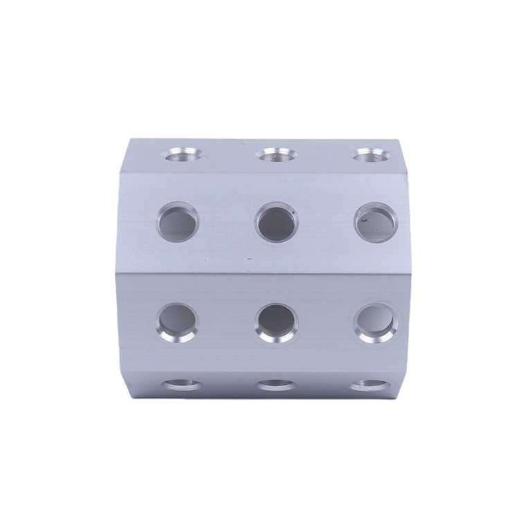 Anodiseerde CNC-extrusie-aluminiumprofielen voor industriële secties