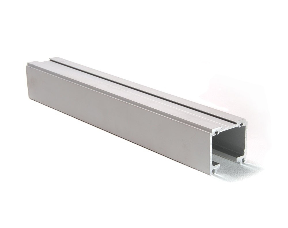 Op maat gemaakte aluminium hekpanelen met metalen hekpost en aluminiumprofiel
