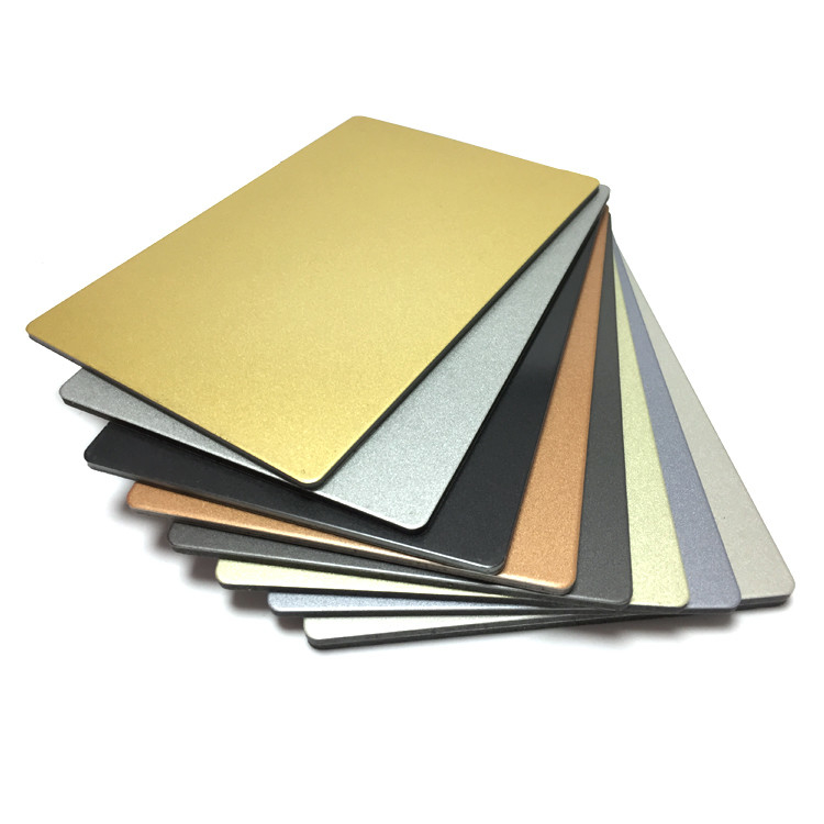 Gepersonaliseerde kleuren Aluminium legering deurmateriaal ACP wandpanelen voor externe toepassing