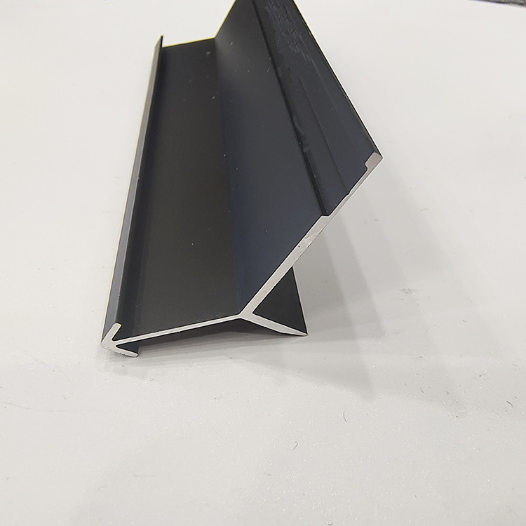 Gepersonaliseerd U-kanaal aluminiumprofiel voor houten vloer 6063 kwaliteit monsters of tekeningen